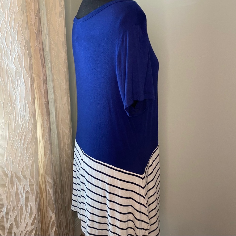 Color Block Striped Tunic Tee - Picture 4 of 7
